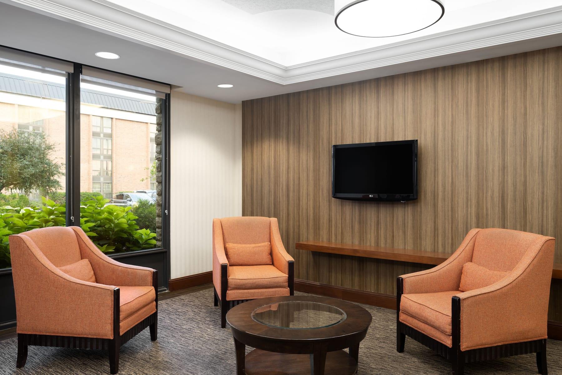 Wingate By Wyndham St Louis Airport Hotel Saint Ann Exterior photo